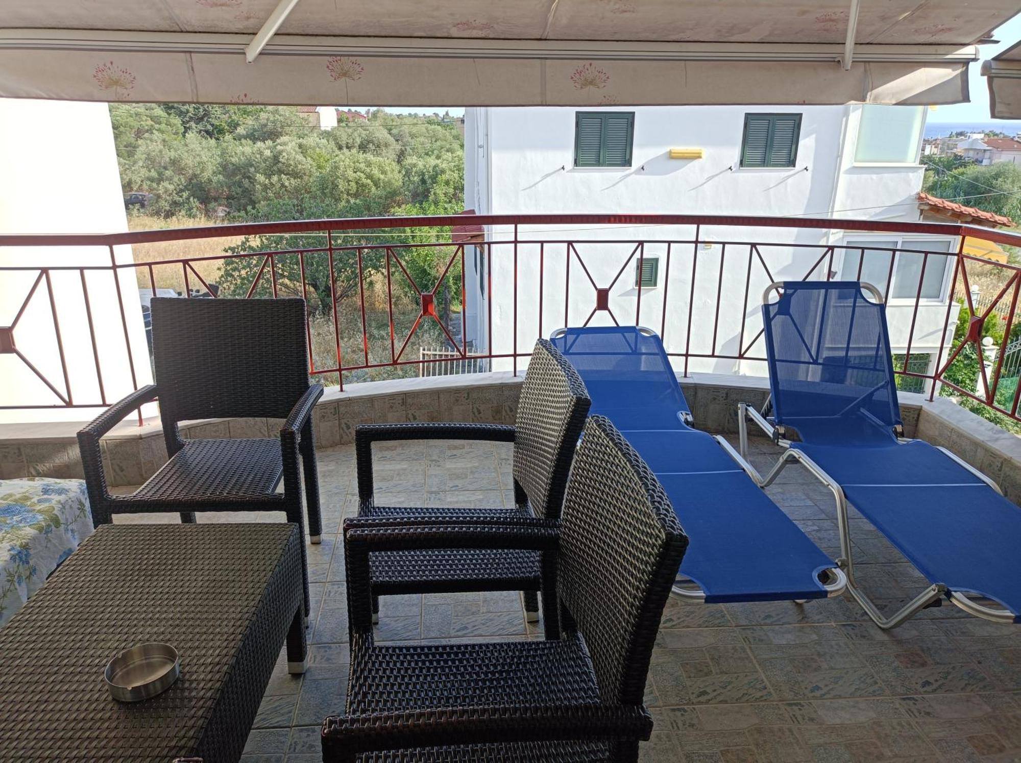 Blue Moon Apartments Nea Michaniona Zimmer foto